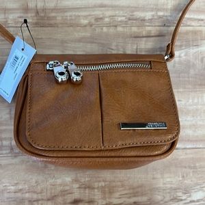 NWT Kenneth Cole Reaction Small Flap Minibag